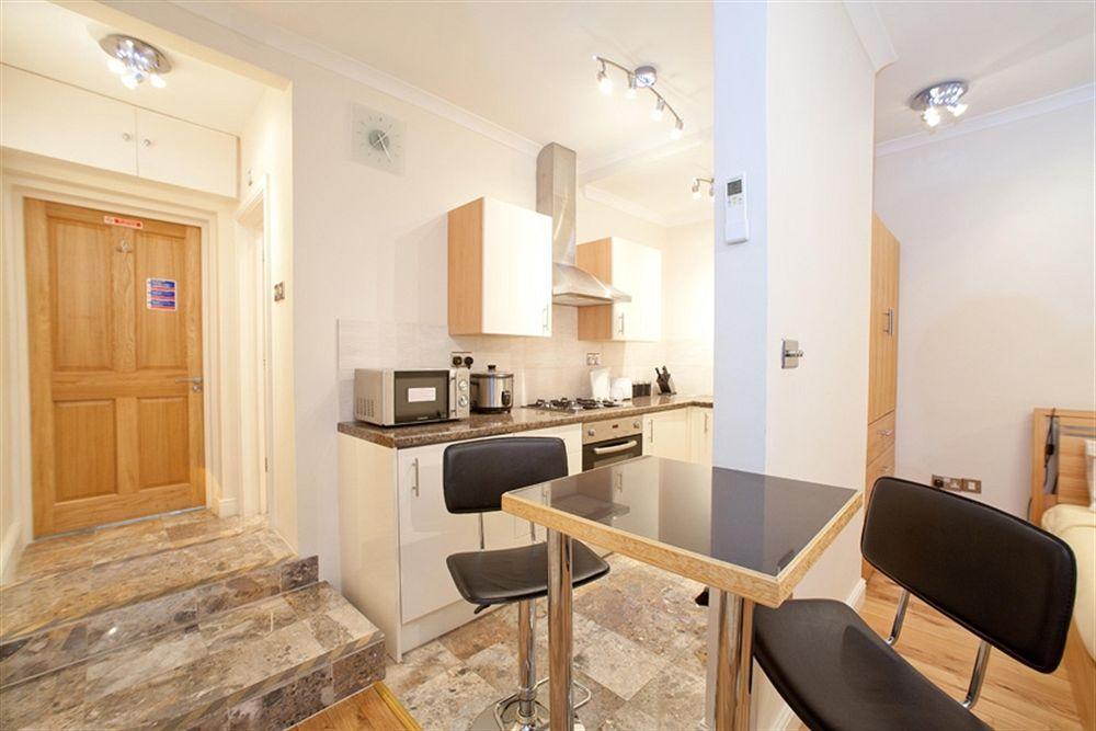 Milestone Apartments Londra Esterno foto