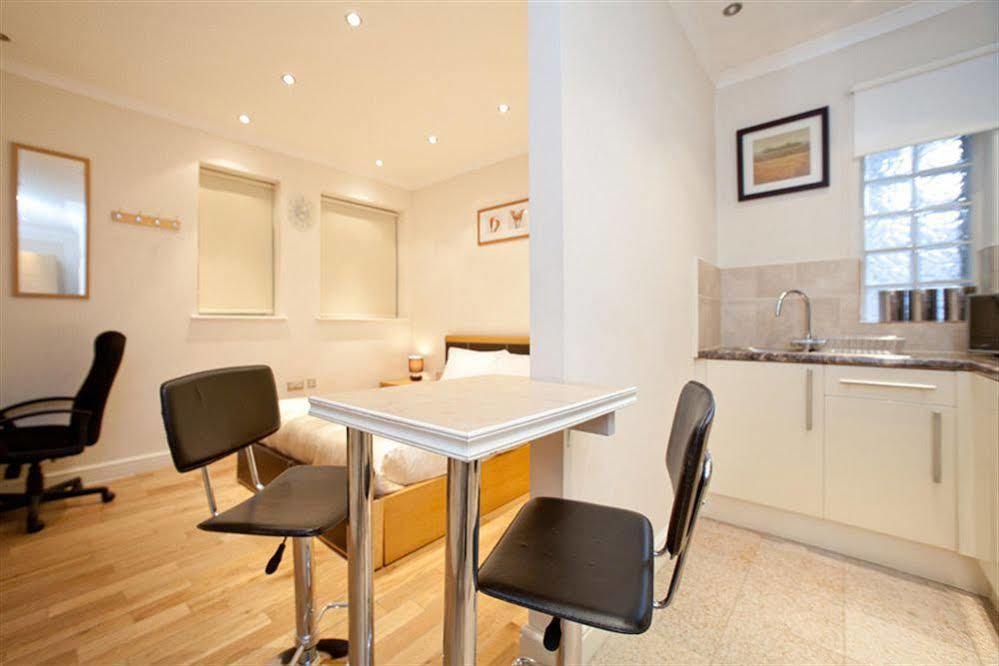 Milestone Apartments Londra Esterno foto