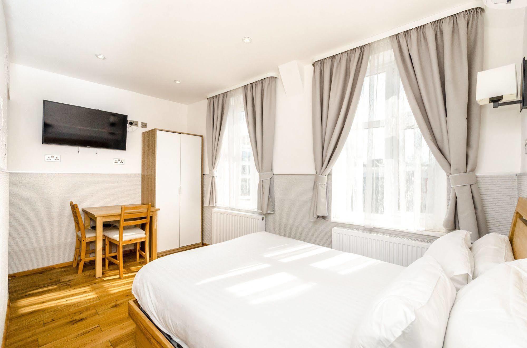 Milestone Apartments Londra Esterno foto