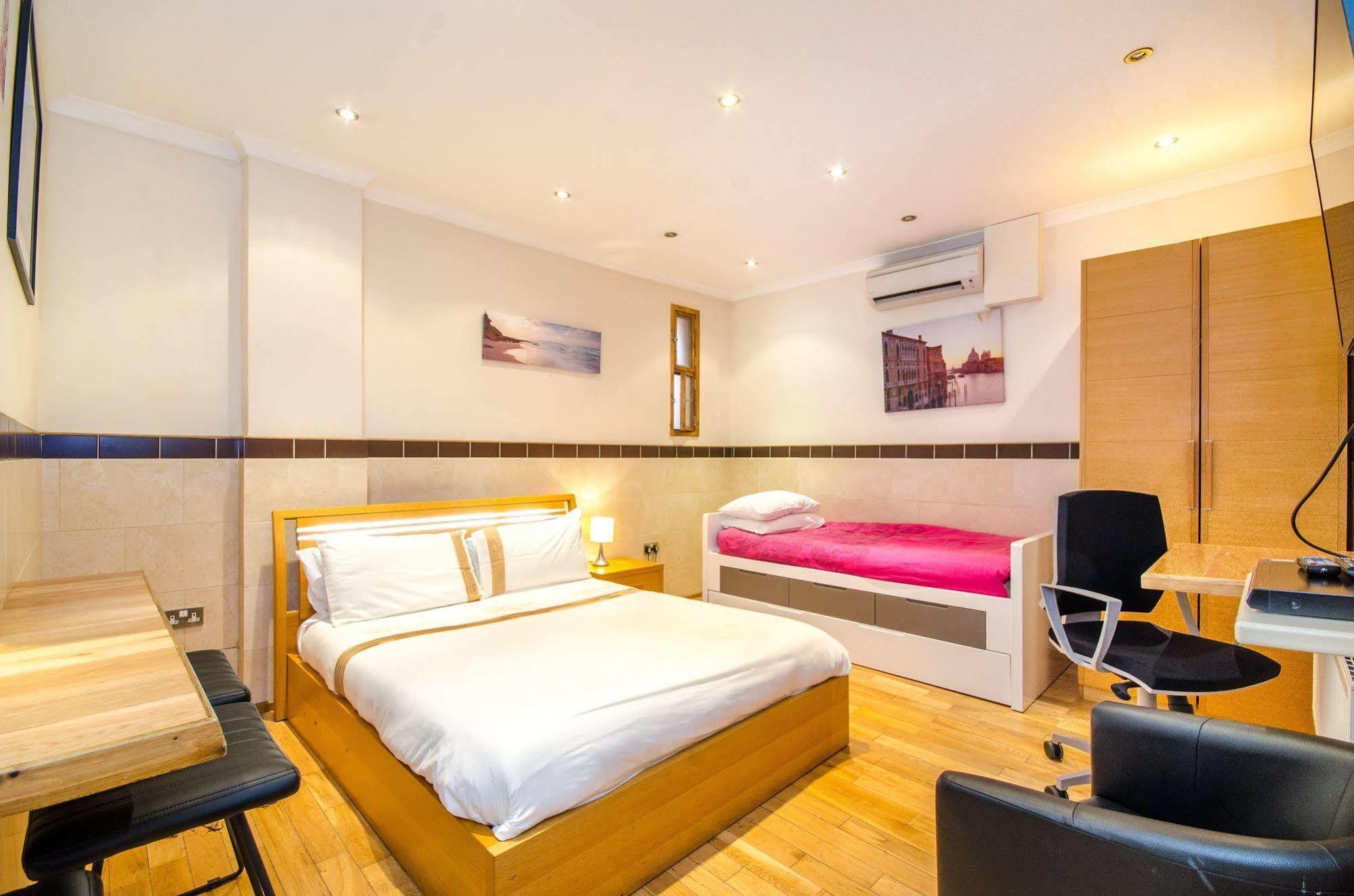 Milestone Apartments Londra Esterno foto