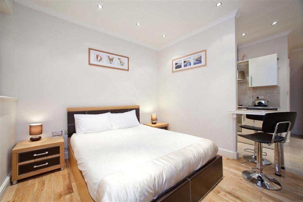 Milestone Apartments Londra Esterno foto